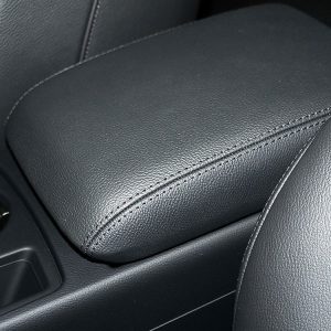 Audi könyöklővédő huzat – bőr
