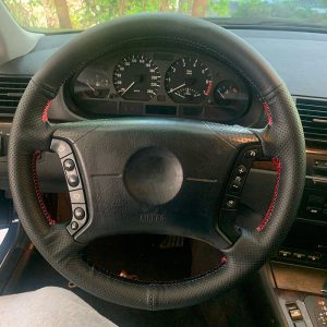 BMW E36/E46/E39/X3 E83/X5 E53 bőr kormányvédő – perforált