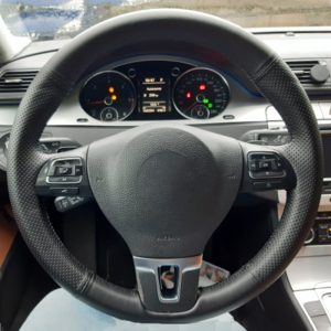 VW Golf 6 bőr kormányvédő – méretpontos, varrható kivitel